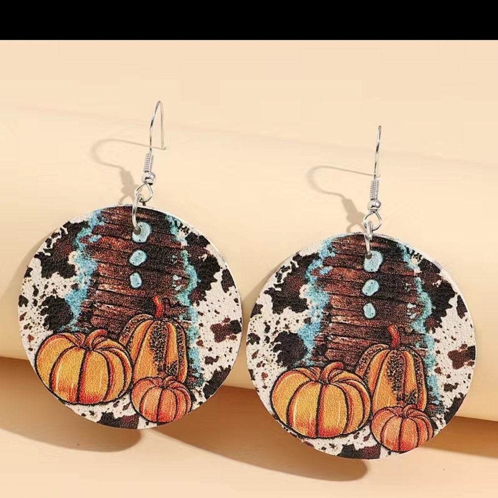 New in Package Round Western Boho Fall Pumpkin Earrings